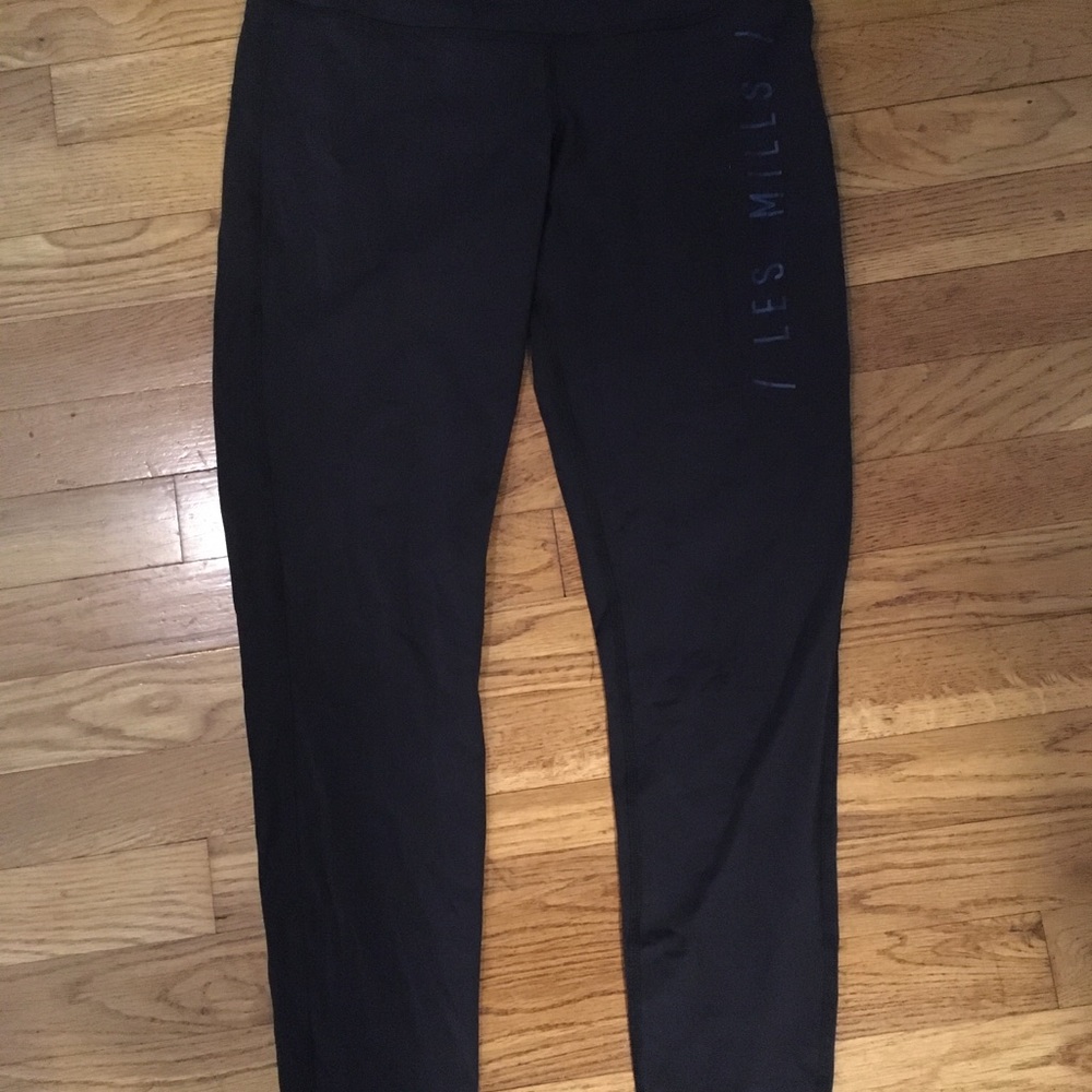 Reebok Les Mills black leggings, size M